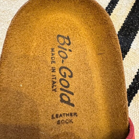 Woman's Red Leather Cross Strap Cork Bed Sandals Made in Italy Size 9 - Picture 2 of 9